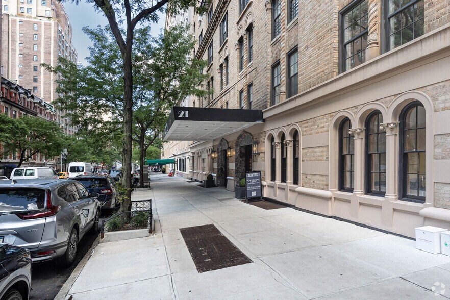 More Photos Of 21 W 86th St, New York Apartments For Lease