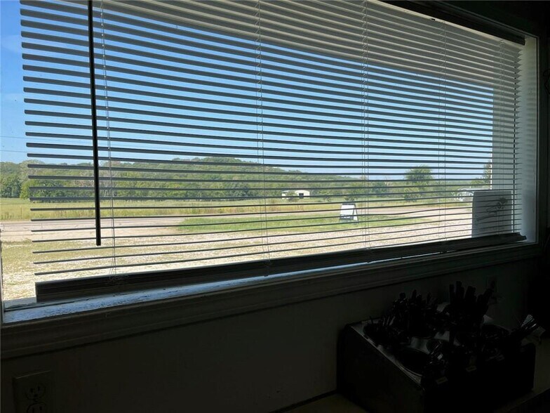 More Photos Of 20674 S Highway 59, Evansville Restaurant For Sale