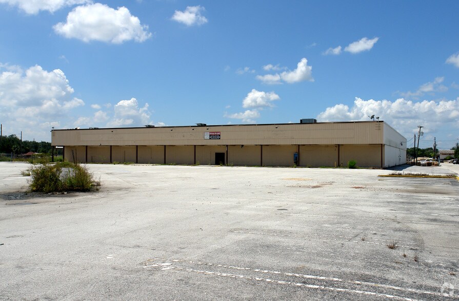 More Photos Of 700 S French Ave, Sanford Warehouse For Lease