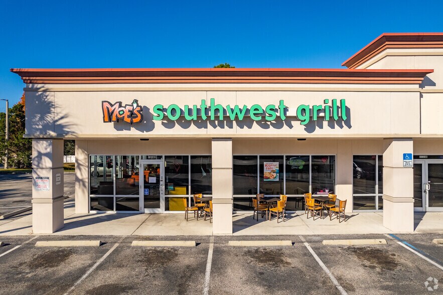 More Photos Of 11140-11164 Starkey Rd, Largo Storefront Retail Office For Lease