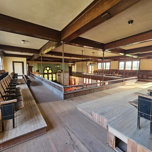 More Photos Of 615 6th St, Sour Lake Religious Facility For Sale