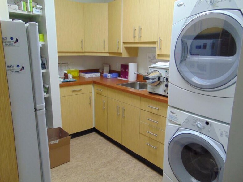 More Photos Of 9804 104th St, Fort Saskatchewan Office Residential For Sale