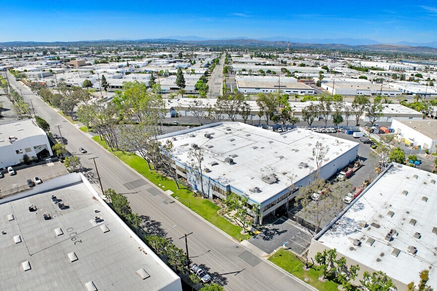 More Photos Of 2929-2931 E White Star Ave, Anaheim Research And Development For Sale