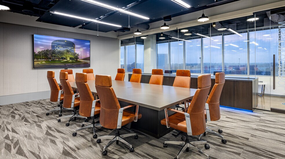 More Photos Of 13430 Northwest Fwy, Houston Office For Lease