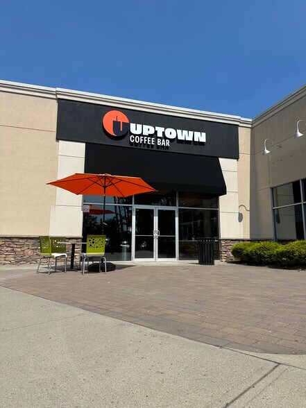 More Photos Of 126-130 N Route 303, West Nyack Storefront Retail Office For Lease