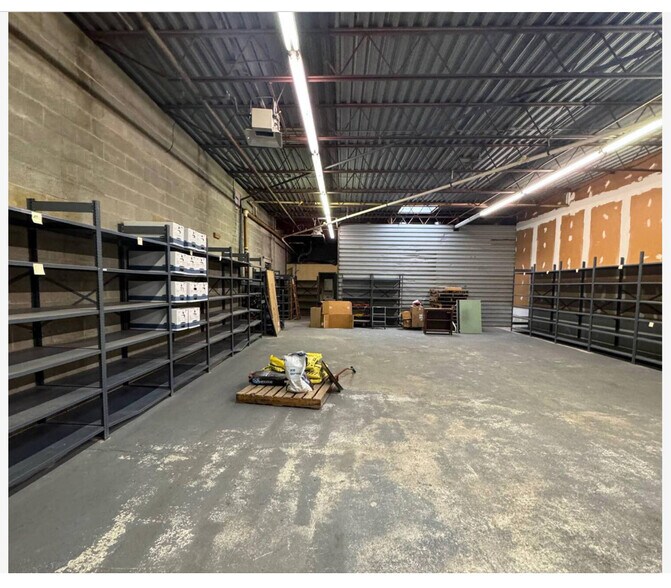 More Photos Of 390 Reed Rd, Broomall Industrial For Lease