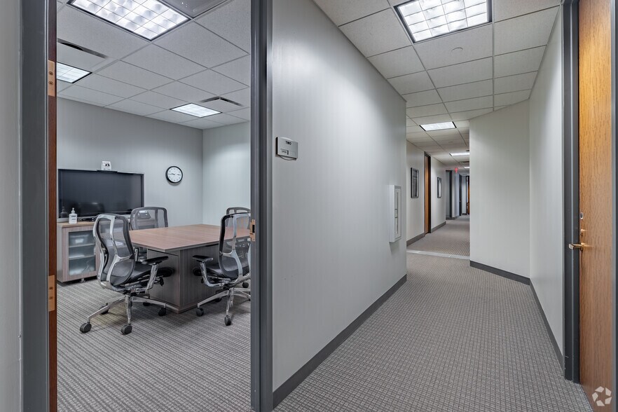 More Photos Of 600 Superior Ave, Cleveland Coworking Space