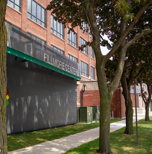 More Photos Of 4100 W Fillmore St, Chicago Warehouse For Lease