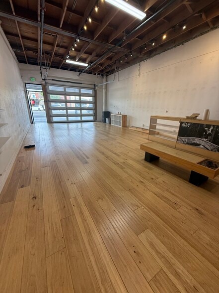 More Photos Of 241 3rd Ave, Chula Vista Storefront For Lease