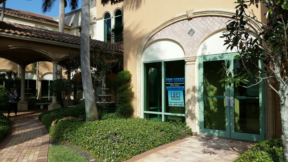 More Photos Of 7593 W Boynton Beach Blvd, Boynton Beach Medical For Lease
