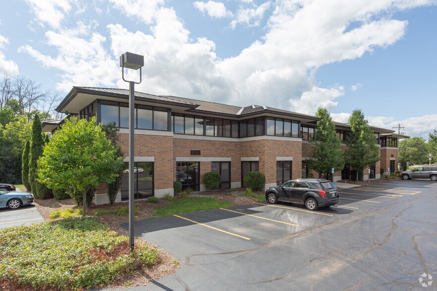 More Photos Of , Pewaukee Office For Sale