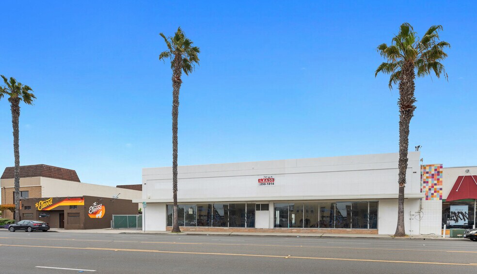 More Photos Of 733 Broadway, Chula Vista Storefront For Sale