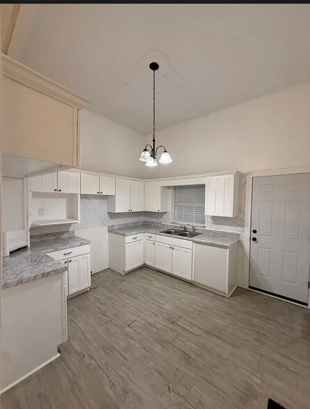 More Photos Of 520 S Broadway Ave, Bartow Apartments For Sale