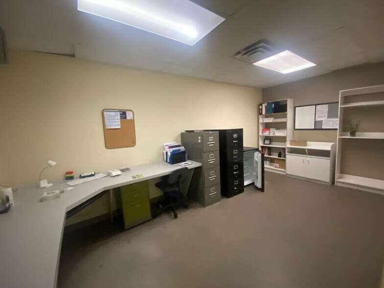 More Photos Of 115-119 Cedar St, Greater Sudbury General Retail For Sale