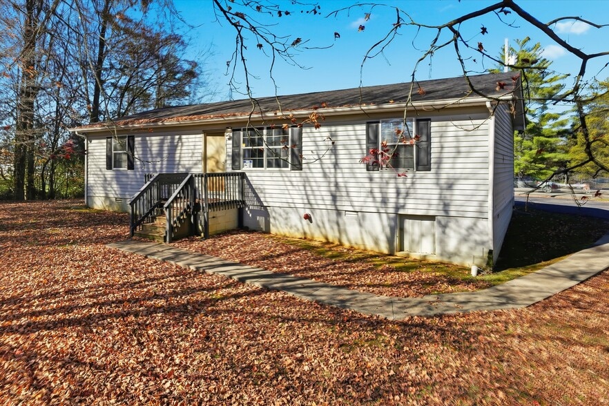 More Photos Of 7713 Oak Ridge Hwy, Knoxville Office For Sale