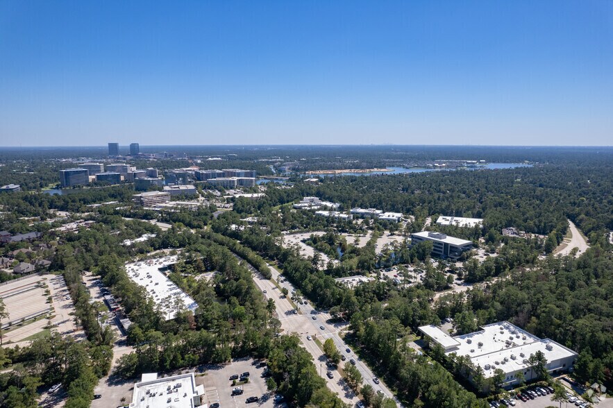 More Photos Of 2750 Technology Forest Blvd, The Woodlands Unknown For Lease