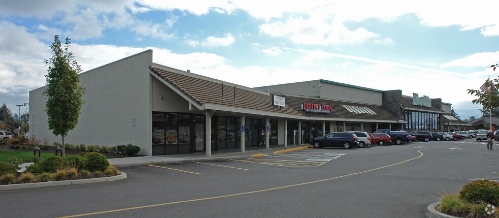 Primary Photo Of 1130-1148 Wallace Rd NW, Salem Supermarket For Lease