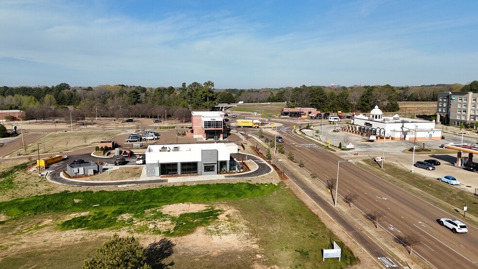 More Photos Of 206 Commonwealth Blvd, Oxford Land For Sale