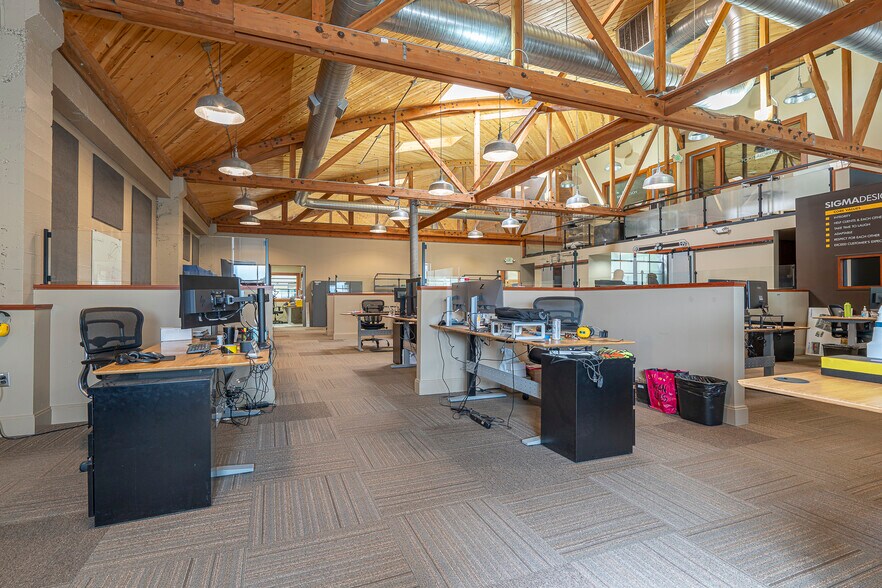 More Photos Of 1714 Broadway St, Vancouver Auto Repair For Sale