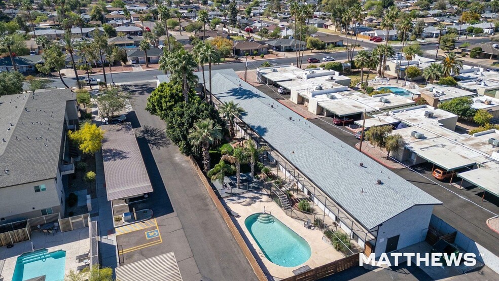 More Photos Of 2020 W Orangewood Ave, Phoenix Apartments For Sale