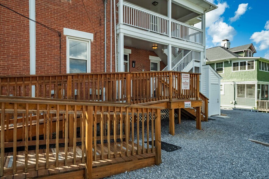 More Photos Of 114 E Unaka Ave, Johnson City Office Residential For Sale