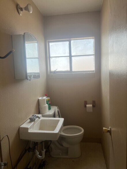 More Photos Of 2555 Weston Rd, Colorado Springs Service For Lease