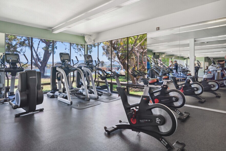 More Photos Of 200 Packet Landing Rd, Alameda Health Club For Sale