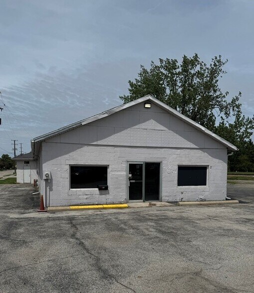 More Photos Of 321 E Adrian St, Blissfield Auto Repair For Sale