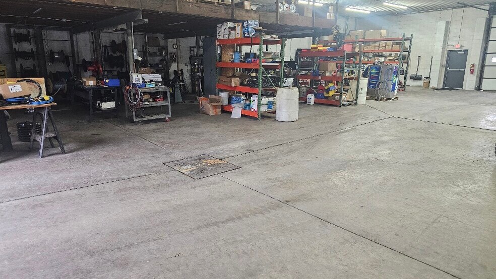 More Photos Of 2928 Washington Ave, Clearfield Industrial For Sale