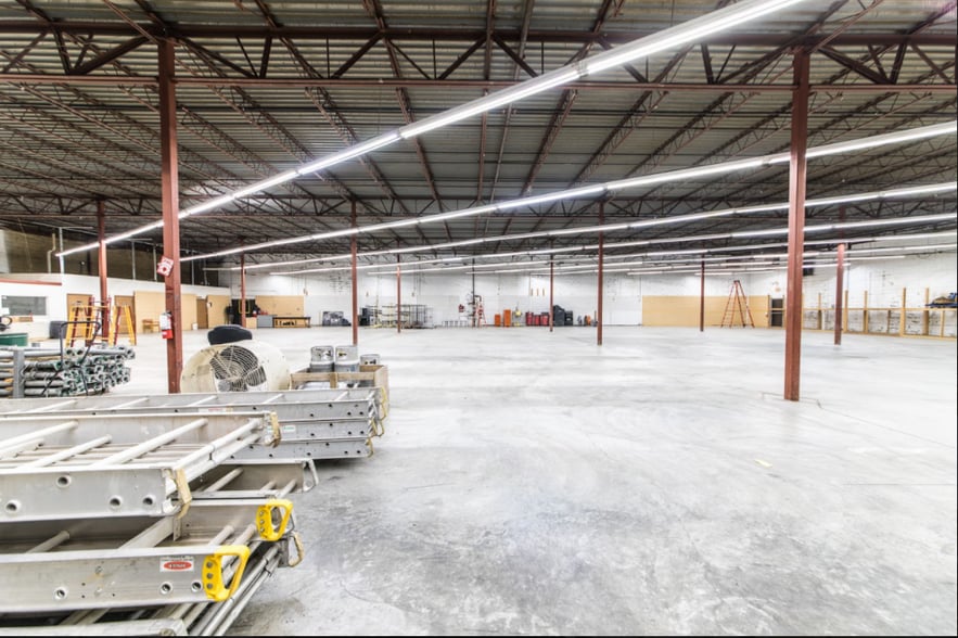 More Photos Of 2730 Delmar Blvd, Saint Louis Warehouse For Lease