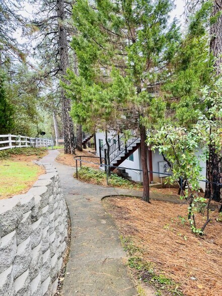 More Photos Of 1801 Cardinal Dr, Placerville Apartments For Sale