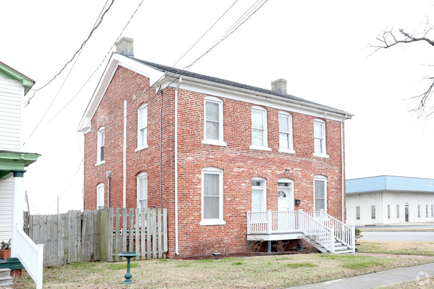 Primary Photo Of 757 Broad St, Portsmouth Office For Sale