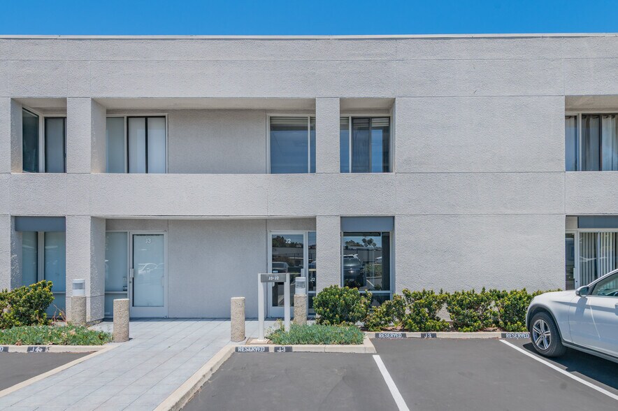 Primary Photo Of 711 W 17th St, Costa Mesa Light Manufacturing For Lease