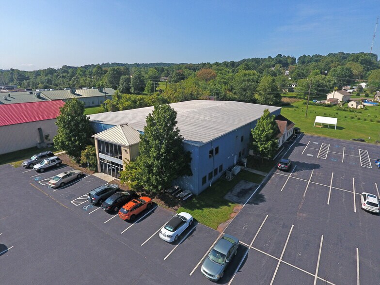 More Photos Of 3003 Elizabethtown Rd, Hershey Health Club For Lease
