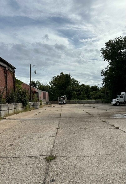 More Photos Of 1830 Church St, Norfolk Warehouse For Sale