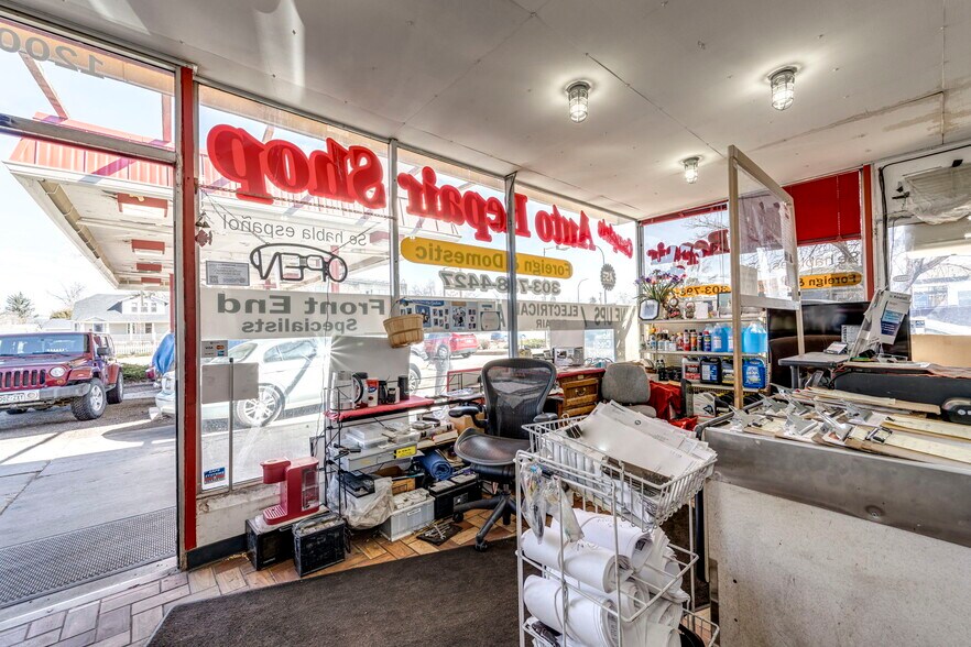 More Photos Of 1200 W Littleton Blvd, Littleton Service Station For Sale