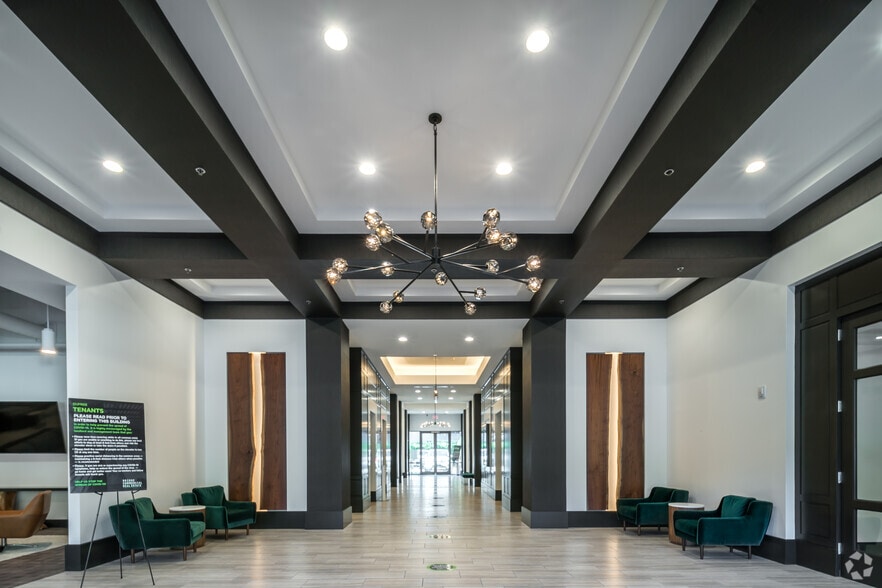 More Photos Of 6120 Powers Ferry Rd NW, Atlanta Office For Lease