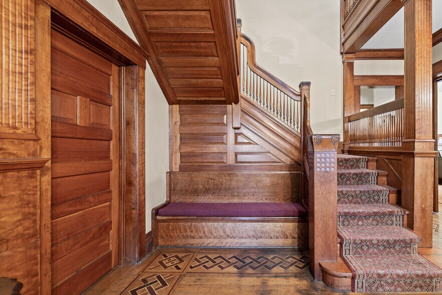 More Photos Of 1435 Market Ave N, Canton Office Residential For Sale