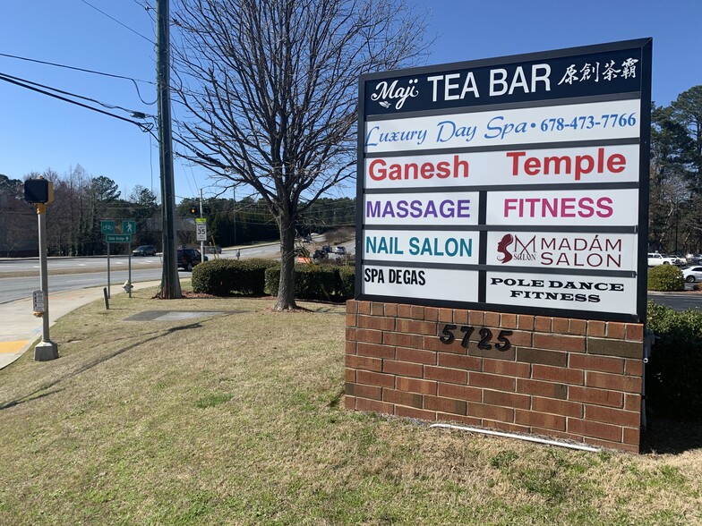More Photos Of 5725 State Bridge Rd, Johns Creek Freestanding For Lease