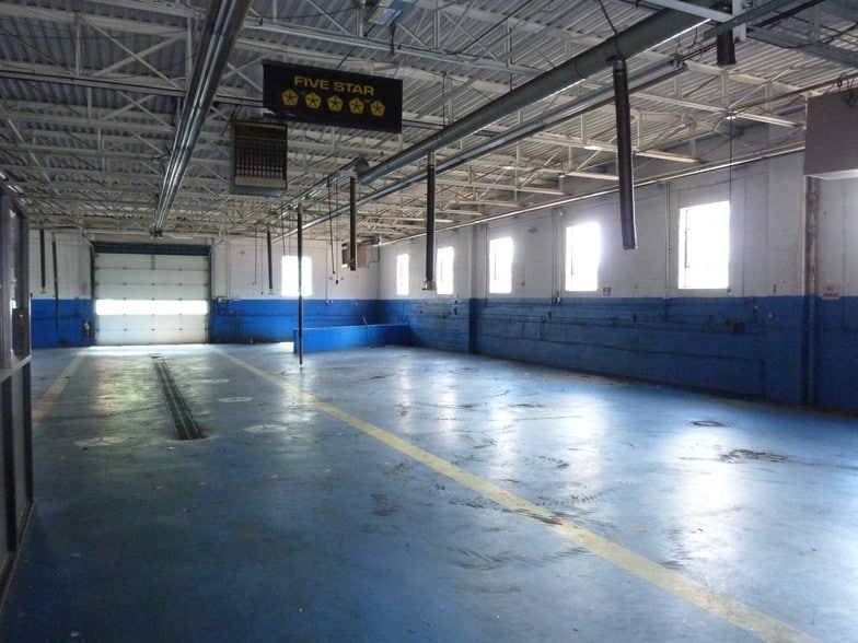 More Photos Of 60 Rockwood Pl, Englewood Auto Dealership For Sale