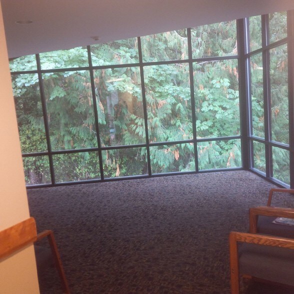 More Photos Of 20696 Bond Rd NE, Poulsbo Medical For Lease