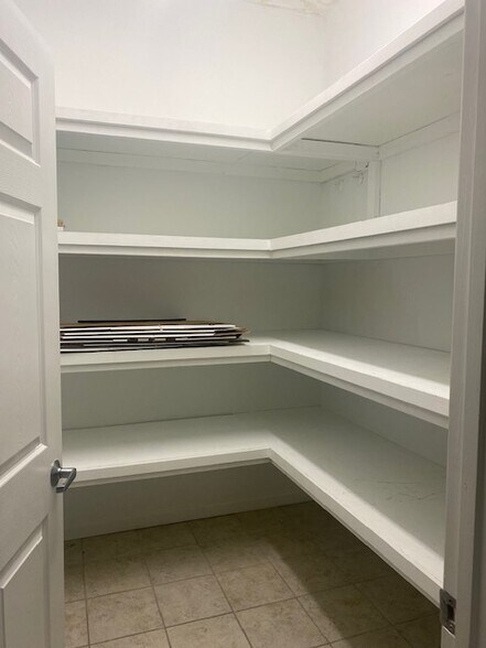 More Photos Of 634-638 Pine Ridge Dr, West Columbia Freestanding For Lease