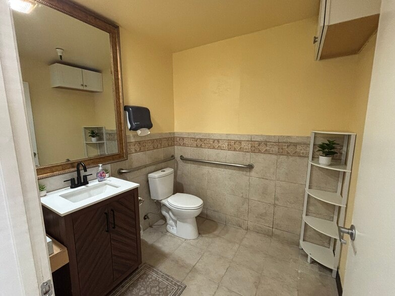 More Photos Of 1941-1973 O'Toole Way, San Jose Loft Creative Space For Sale