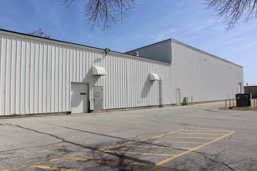 More Photos Of 14306 Industrial Rd, Omaha Light Manufacturing For Sale