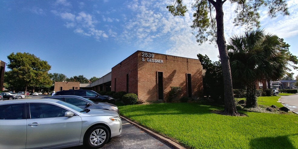 More Photos Of 2539 S Gessner Rd, Houston Office For Lease
