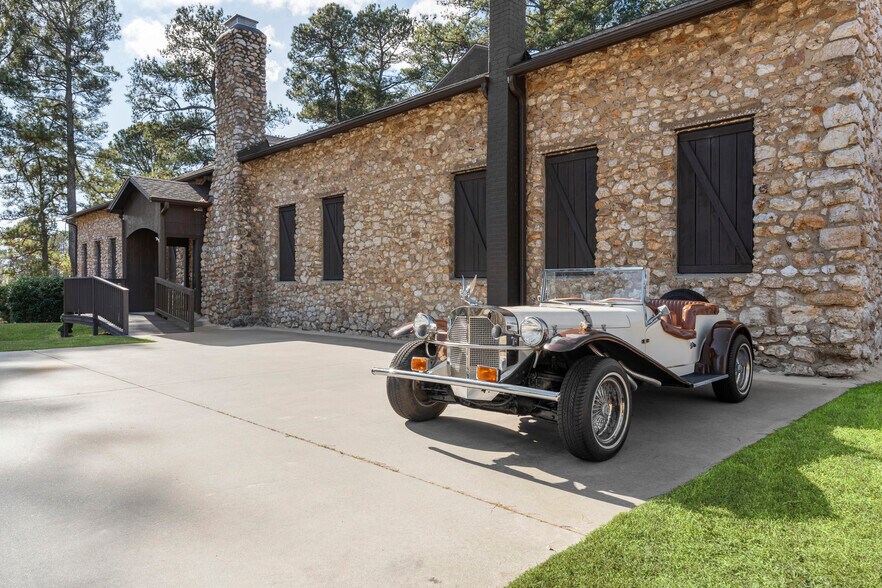 More Photos Of 267 Depot St, Mount Croghan Lodge Meeting Hall For Sale