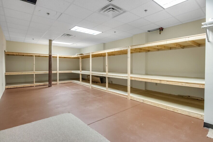 More Photos Of 2-85 Bristol Ln, Ellicottville General Retail For Sale