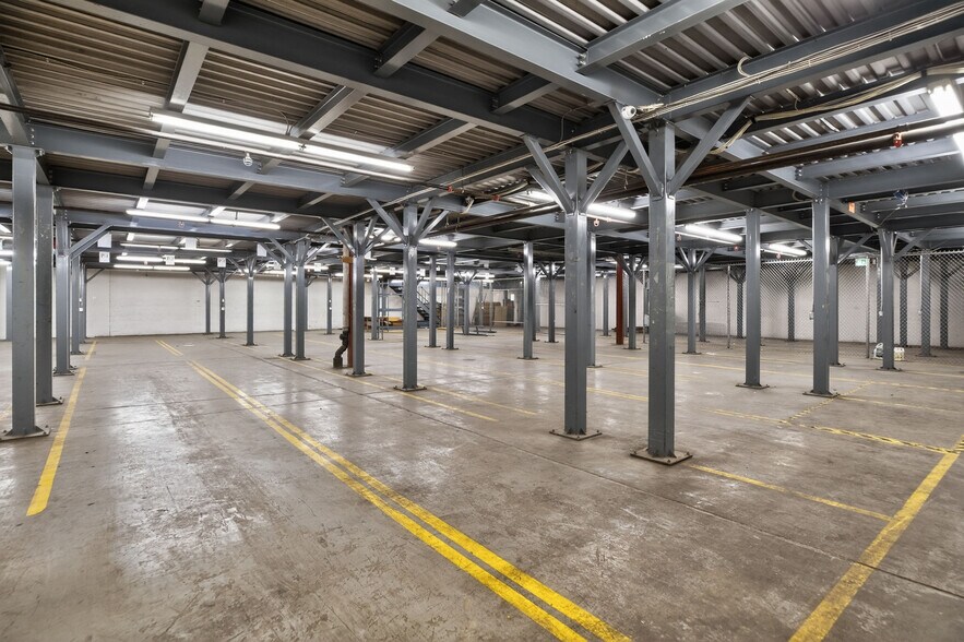 More Photos Of 2580 Viscount Way, Richmond Warehouse For Lease
