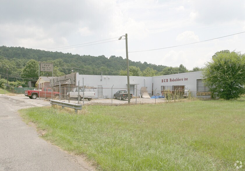 More Photos Of 7705 67th St S, Birmingham Flex For Lease