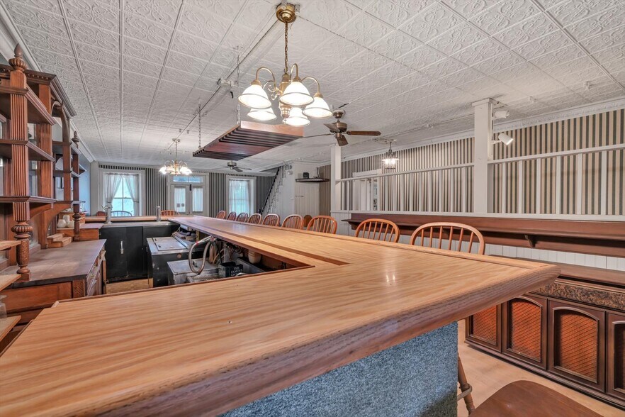More Photos Of 349 Huffs Church Rd, Mertztown Restaurant For Sale